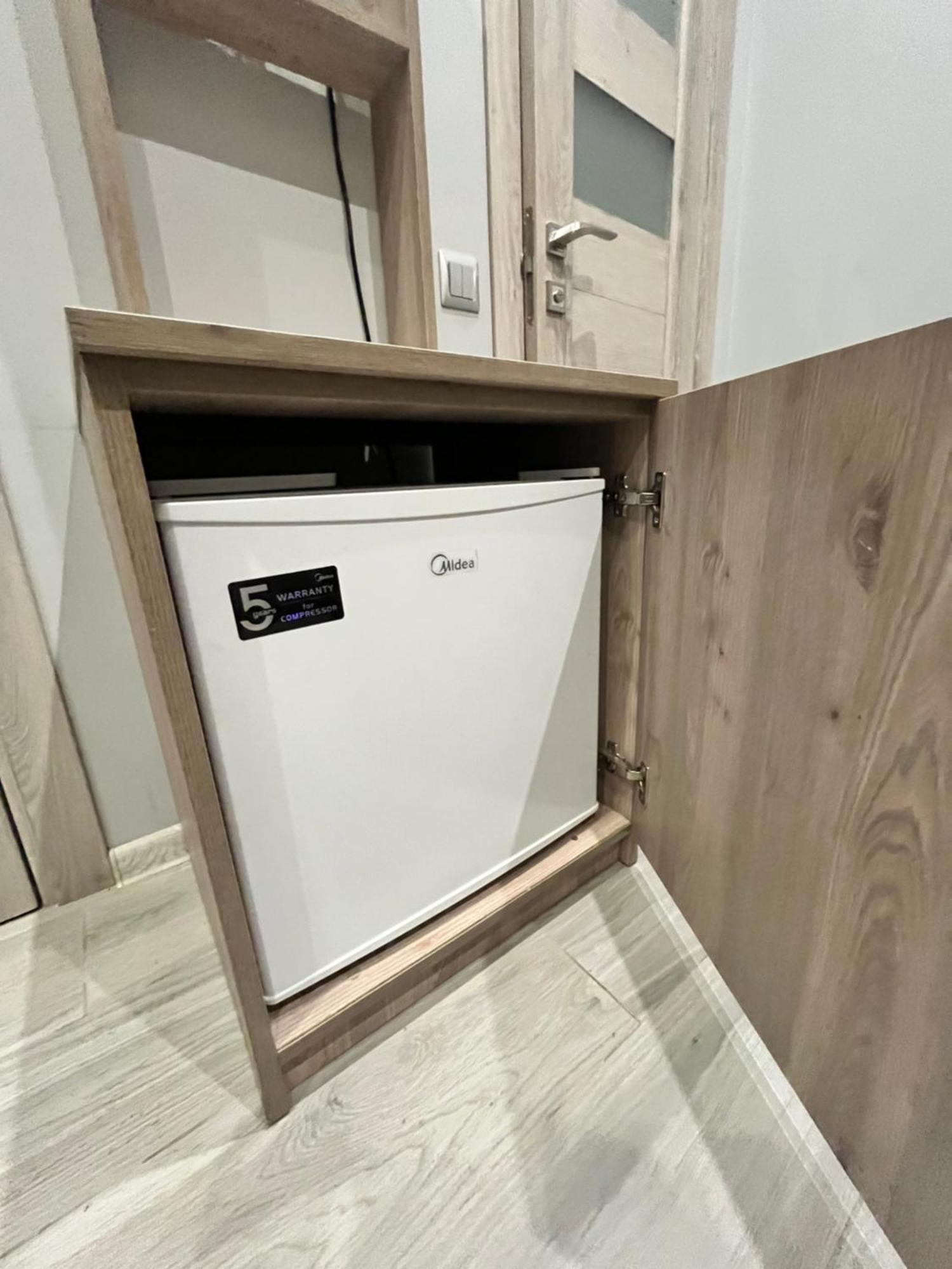 Apartments Pekarska Centr - Світло Є! Lviv Bagian luar foto